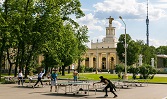 Выставки, лекции, уроки танцев и йоги